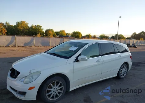 2006 Mercedes-Benz R 350 4Matic z USA, uszkodzony, nr VIN 4JGCB65E26A010042